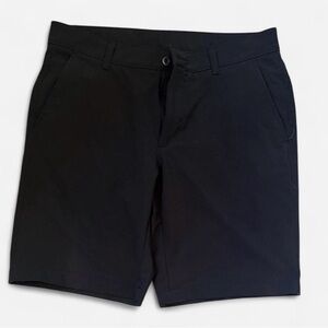 Under Armor Men’s golf Black Shorts. Size 34 waist